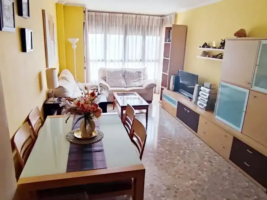 Wohnzimmer von Wohnung zur Miete in  Valencia Capital mit Klimaanlage