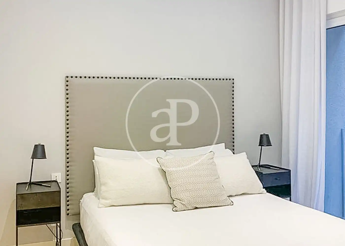 Schlafzimmer von Wohnung zur Miete in Madrid mit Klimaanlage, Heizung und Privatgarten