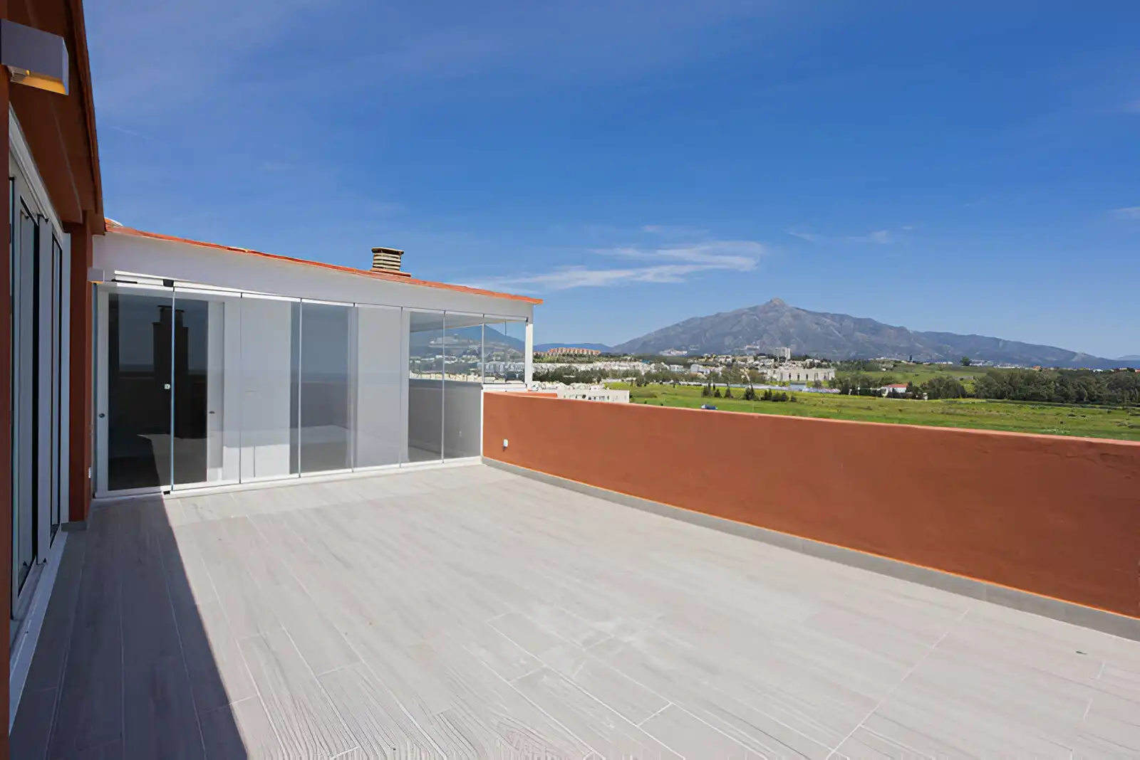Ático con piscina en venta en San Pedro de Alcántara, imagen 6