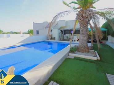 Xalet amb piscina en venda a Orihuela Costa