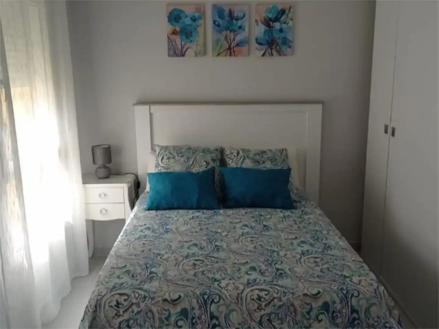 Schlafzimmer von Wohnung zur Miete in Algarrobo mit Klimaanlage und Schwimmbad