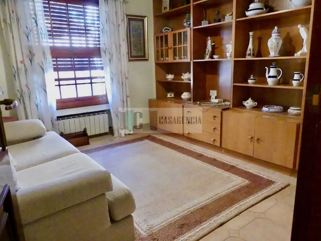 Living room of Houses for rent in Castellón de la Plana / Castelló de la Plana  with Heating, Private garden and Terrace