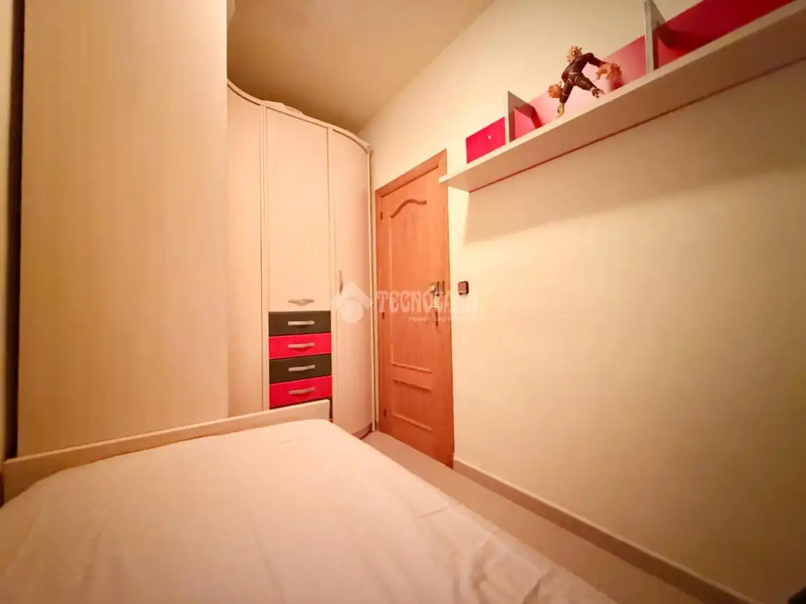 Piso en venta en Sant Boi de Llobregat, Barcelona