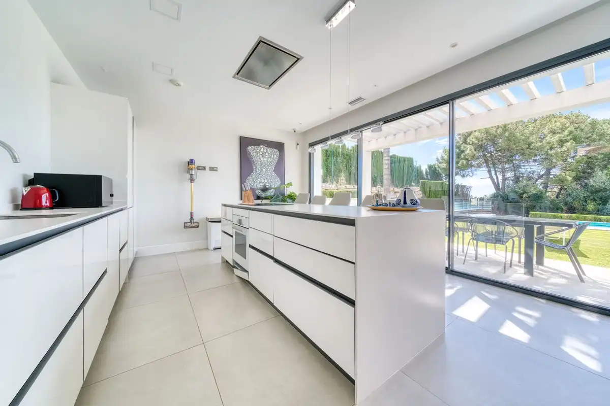 Villa mit Pool zum Verkauf in Selwo, imagen 4