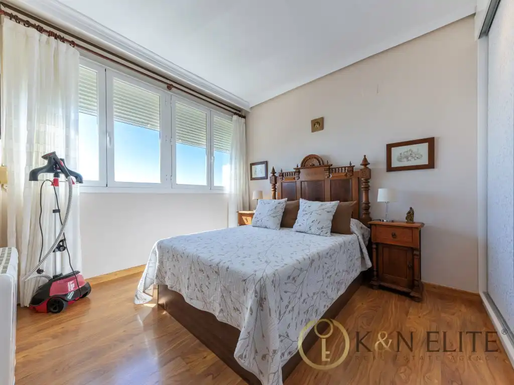 Dormitori de Àtic en venda en Alicante / Alacant amb Jardí privat, Terrassa i Piscina
