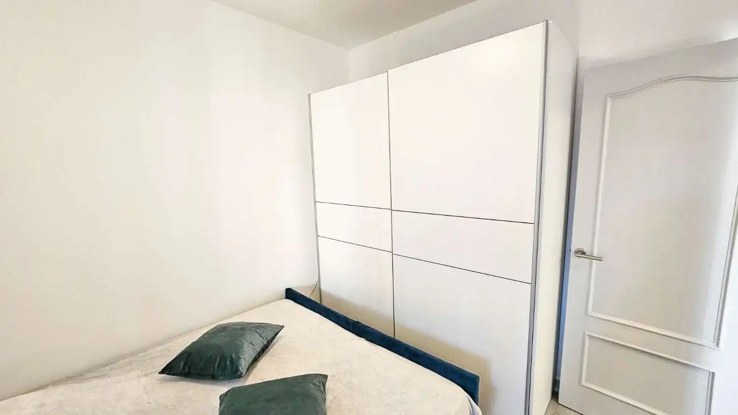 Dormitori de Casa adosada en venda en Torrevieja amb Aire condicionat, Calefacció i Terrassa