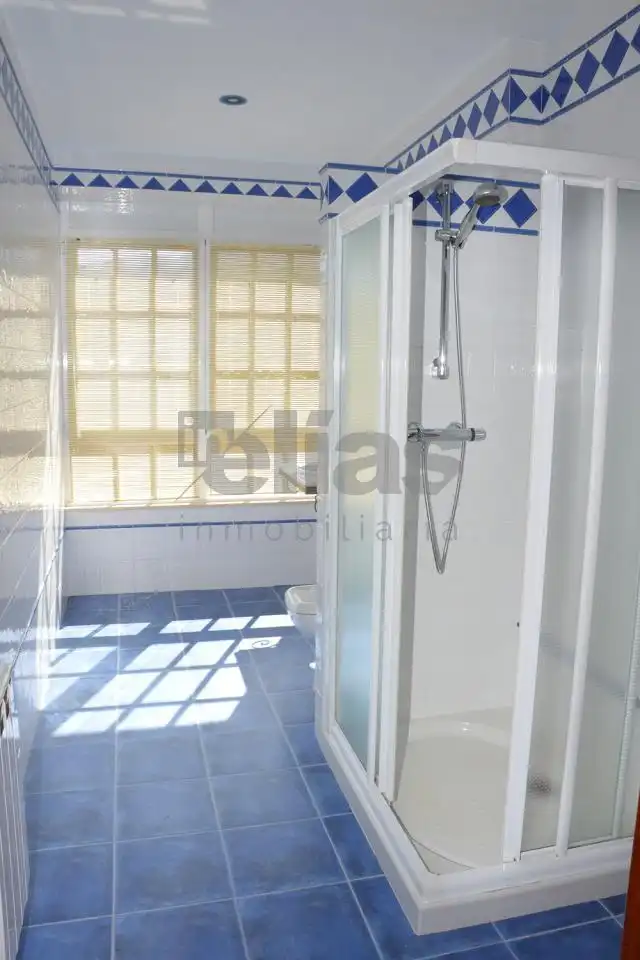 Casa amb jardí en venda a Cabana de Bergantiños, imagen 8