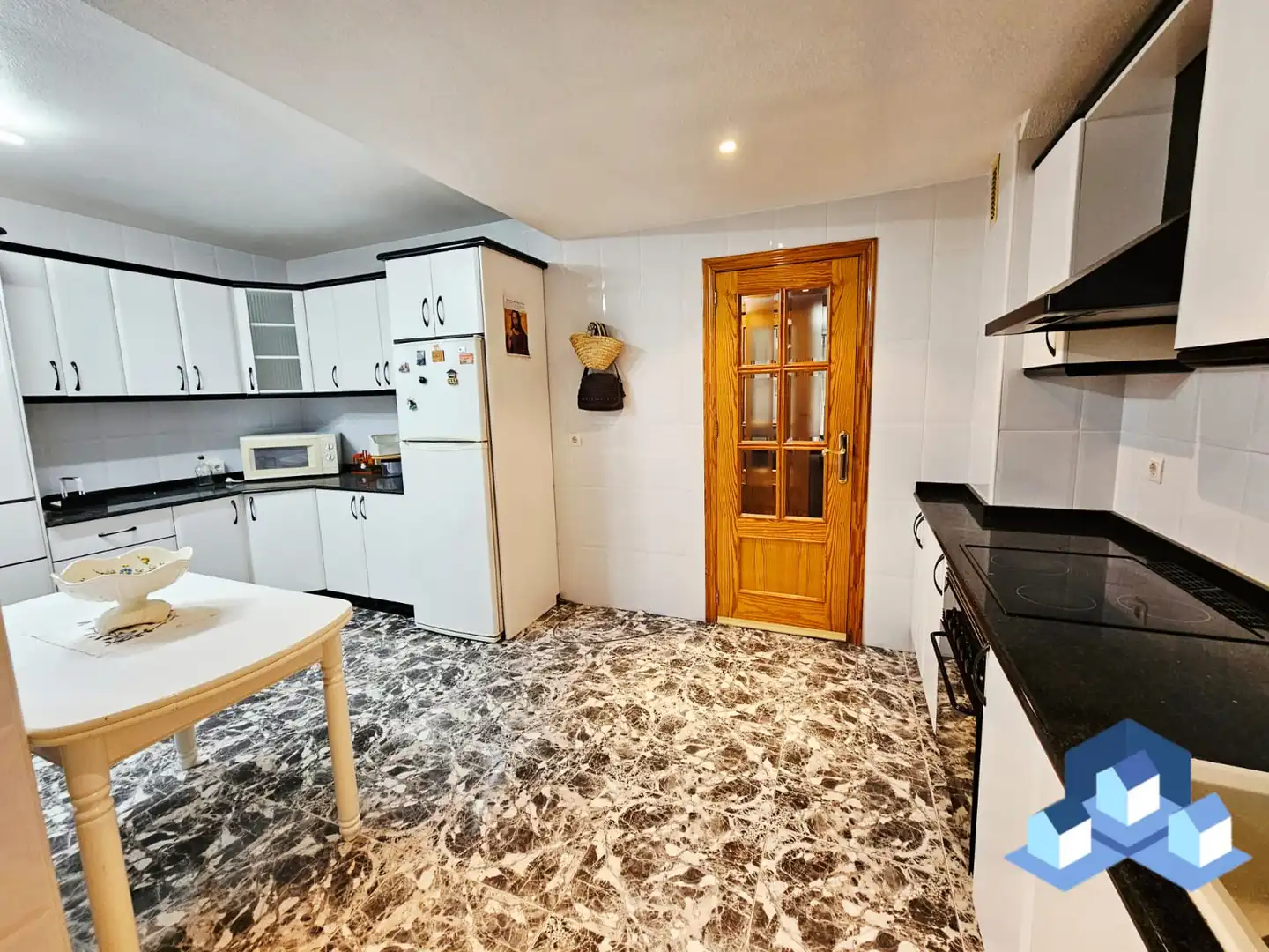 Kitchen of Flat for sale in Lorca  with Air Conditioner, Heating and Storage room