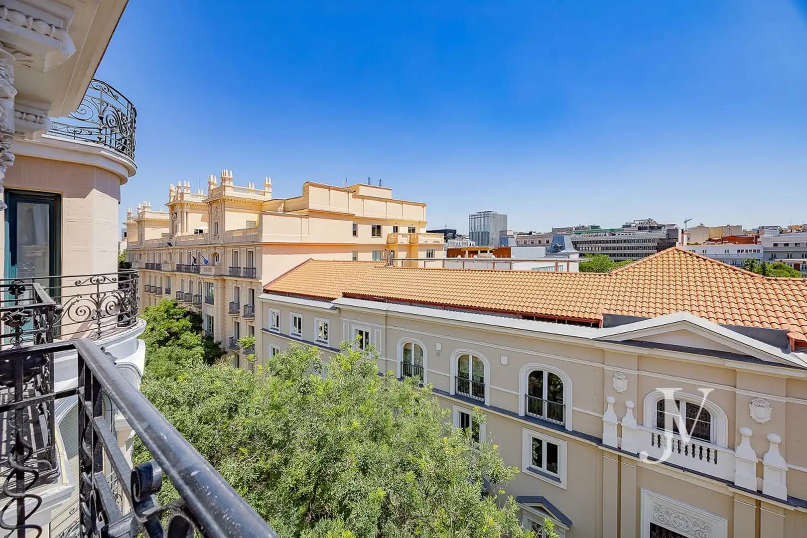 Vista exterior de Pis de lloguer en Madrid amb Aire condicionat, Calefacció i Forn