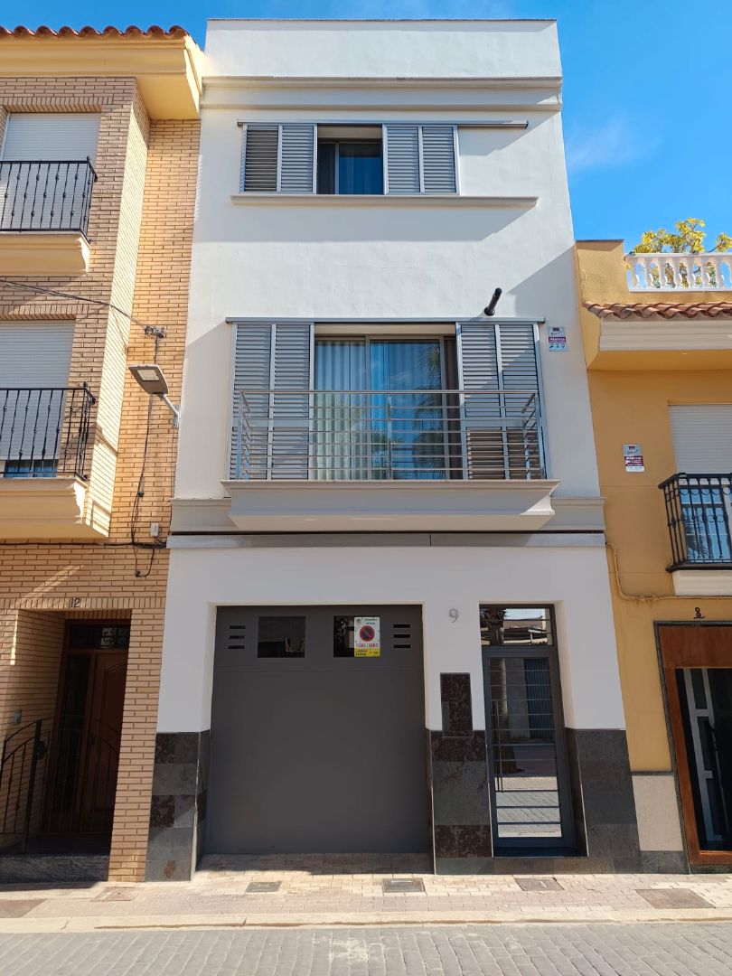 Exterior view of Single-family semi-detached for sale in Nules  with Air Conditioner, Heating and Terrace