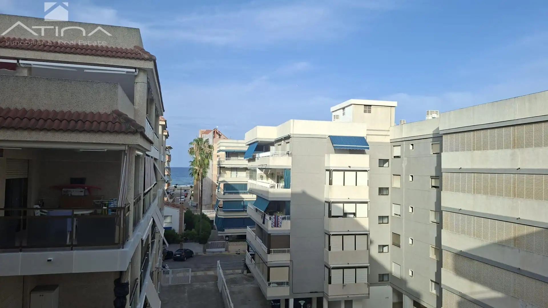 Vista exterior de Apartament en venda en Daimús amb Aire condicionat, Moblat i Balcó