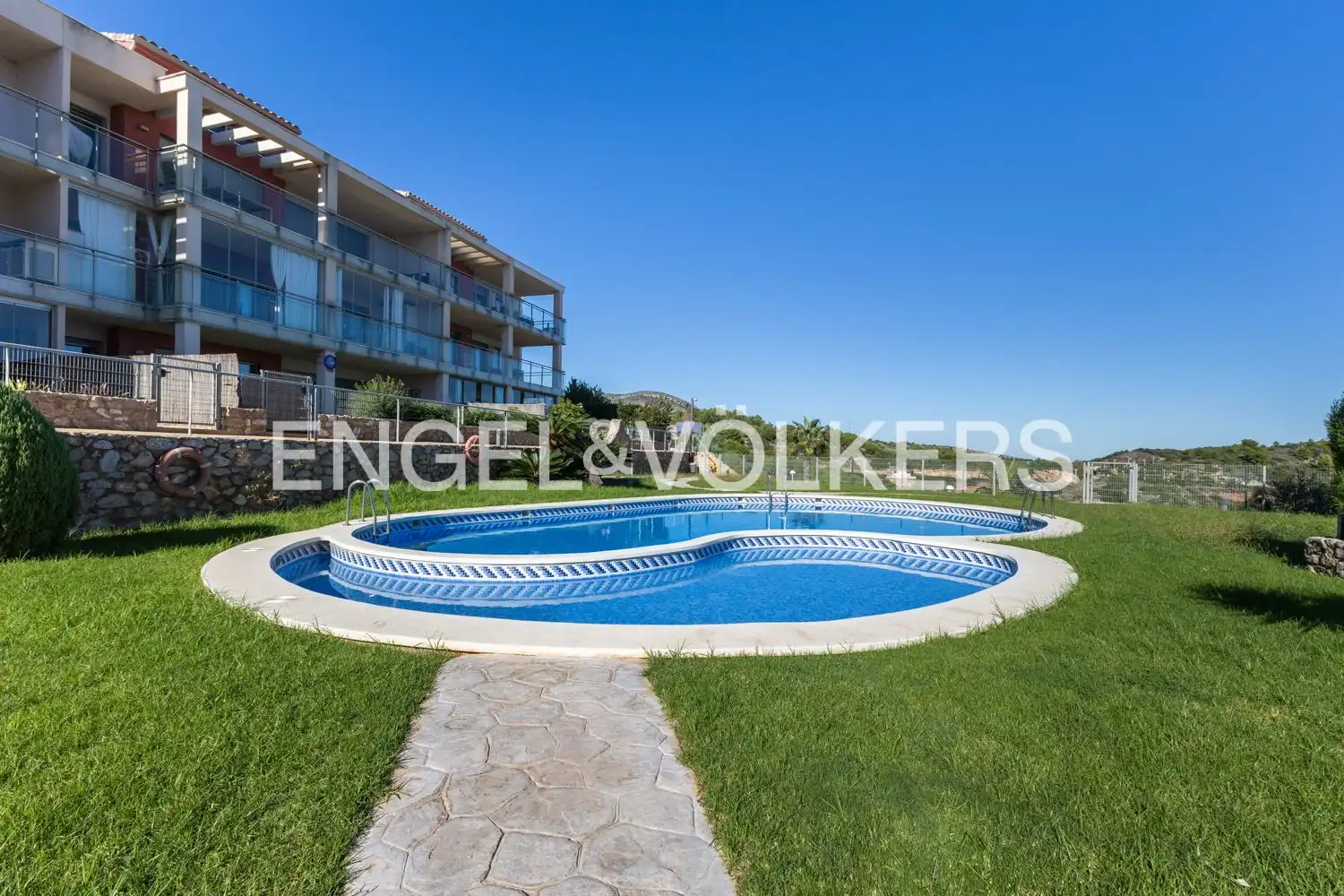 Swimming pool of Flat for rent in Oropesa del Mar / Orpesa  with Air Conditioner, Heating and Private garden