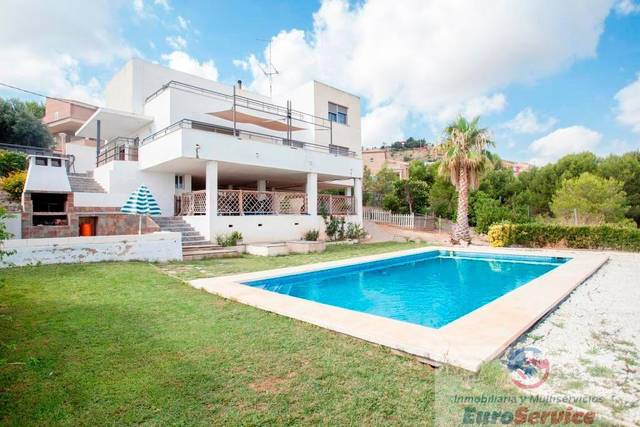 Casa-chalet en Alquiler en Sierra Perenchiza - Cumbres de Calicanto - Sto Domingo