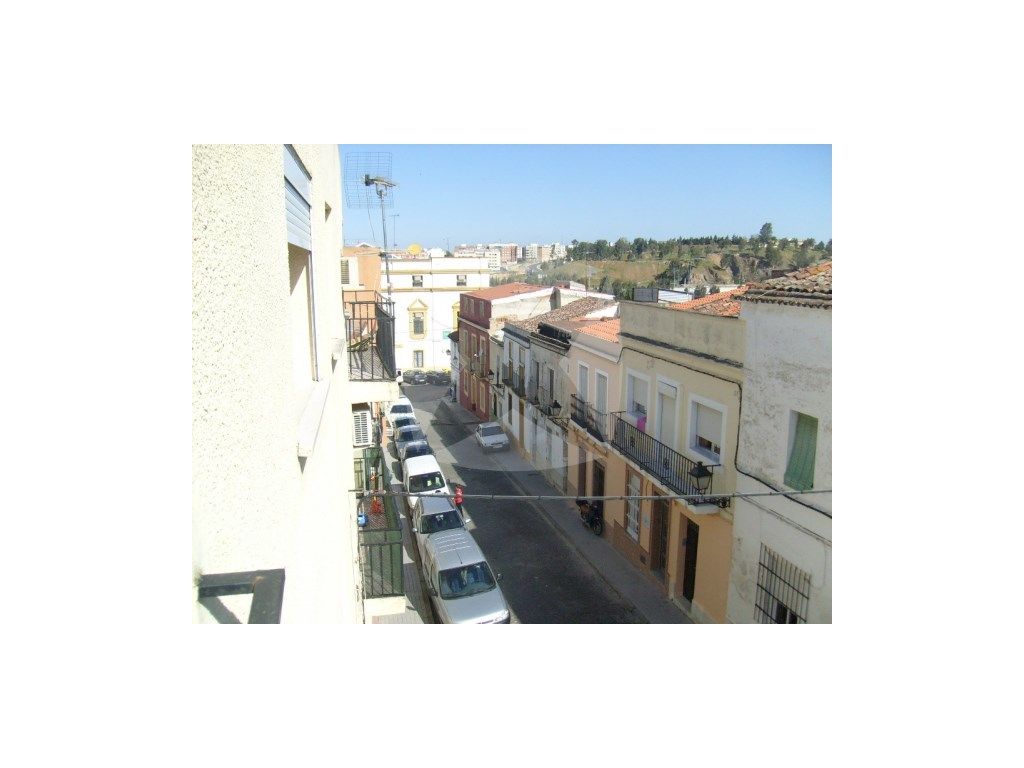 Vista exterior de Piso en venta en Badajoz Capital con Aire acondicionado y Terraza