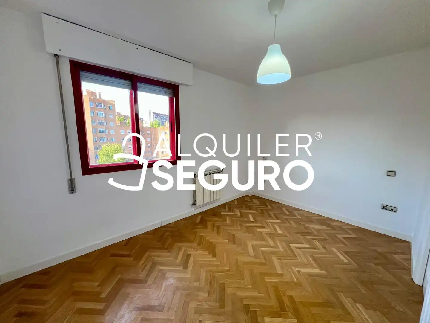 Bedroom of Flat for rent in Madrid  with Air Conditioner and Heating