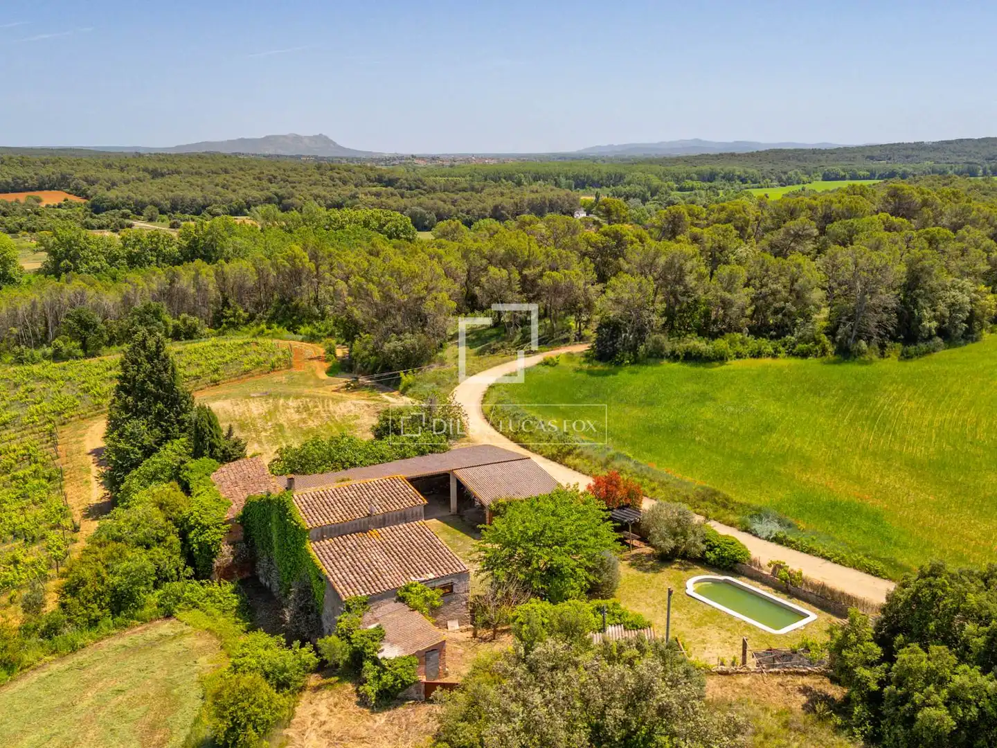 Casa rústica amb piscina en venda a Vilopriu, imagen 19