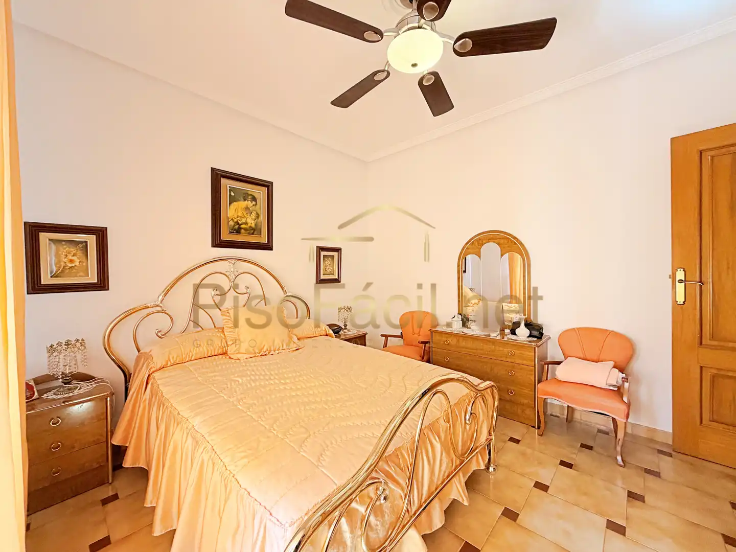 Habitación de Casa o chalet en venta en Illescas con Aire acondicionado, Calefacción y Jardín privado