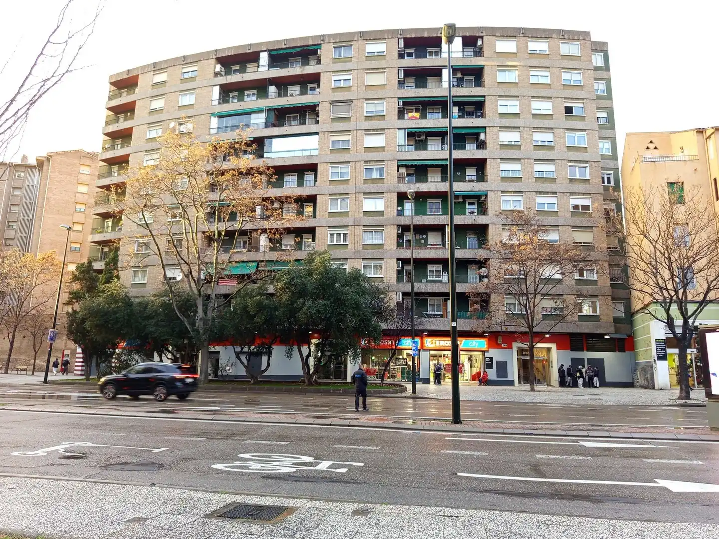 Exterior view of Flat for sale in Zaragoza  with Heating, Terrace and Balcony