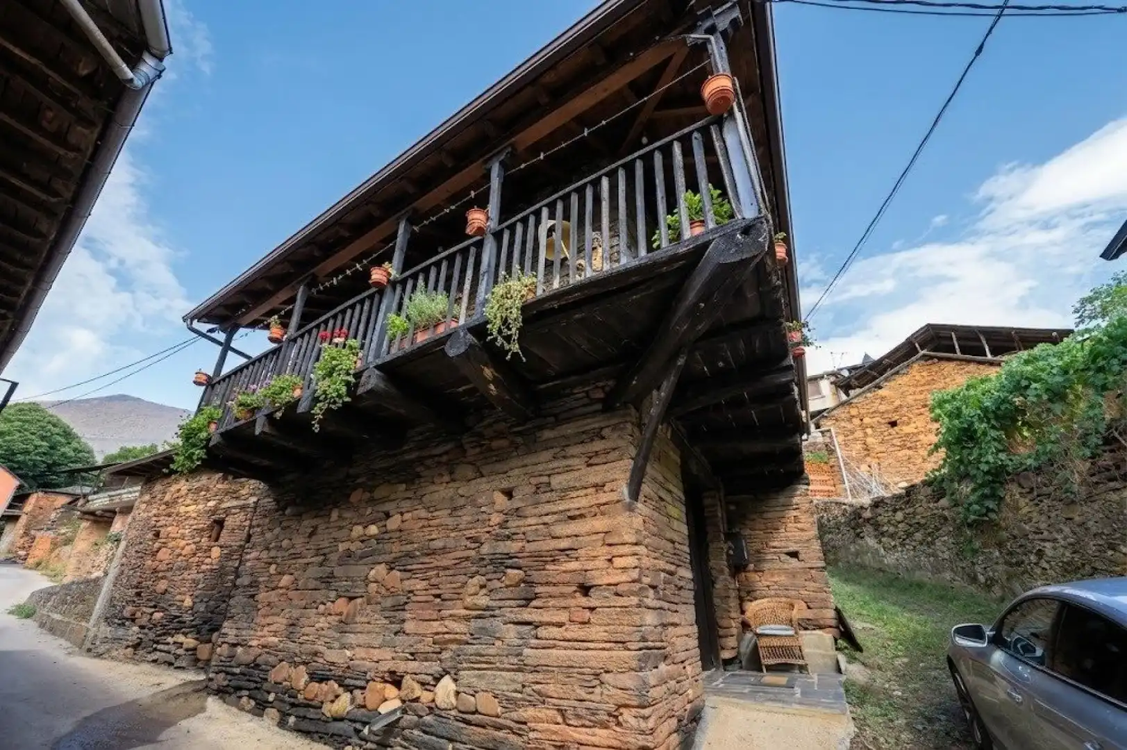 Casa rústica amb terrassa en venda a Villafranca del Bierzo, imagen 38