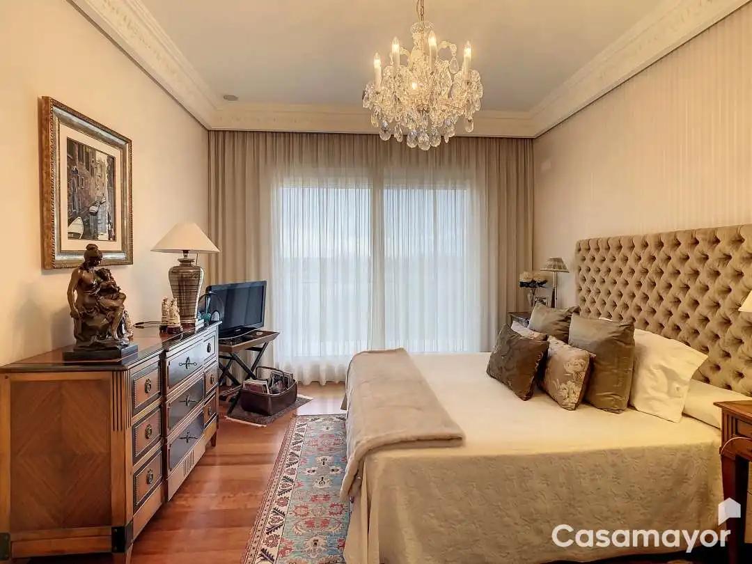Habitación de Casa o chalet en venta en Mutxamel con Aire acondicionado, Calefacción y Jardín privado