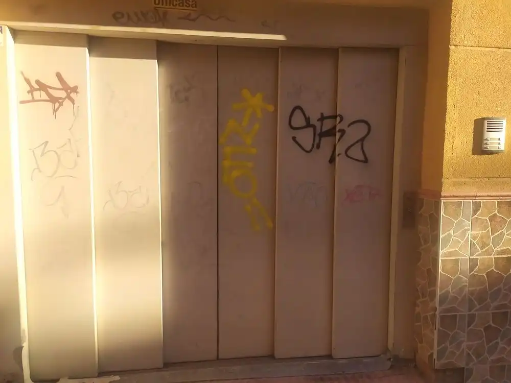 Garatge en venda en Málaga amb Alarma
