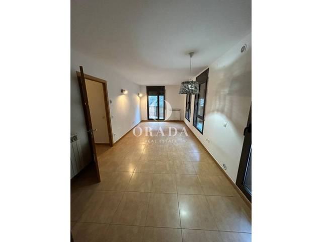 Piso en Alquiler en Calle General en Sispony