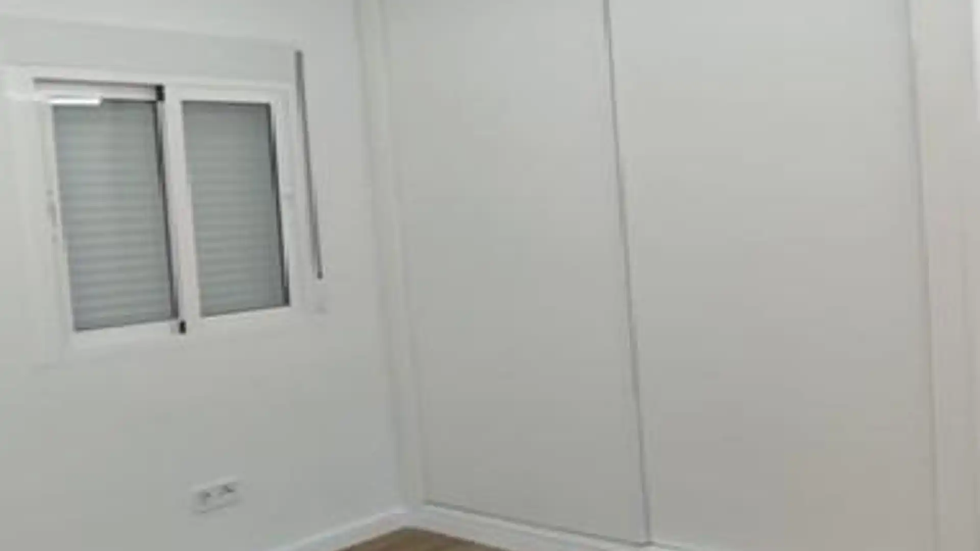 Habitación de Piso en venta en Fuengirola con Aire acondicionado