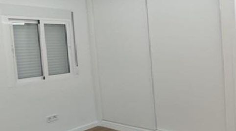 Foto 2 de Piso en venta en Calle Antonio Rubio Torres, Puerto Deportivo, Fuengirola