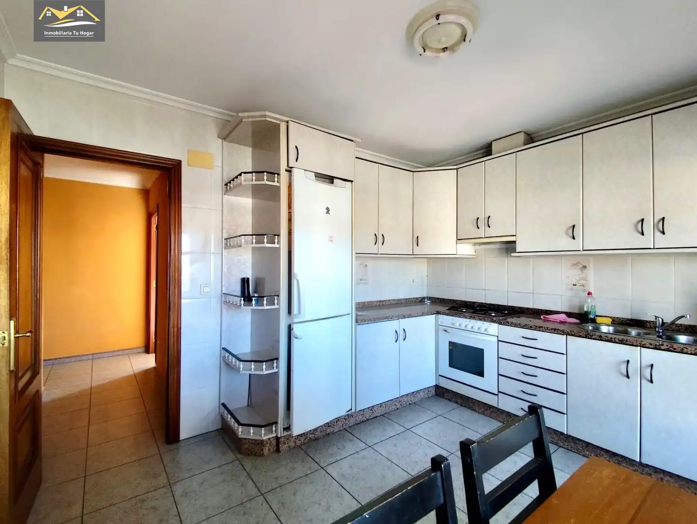 Kitchen of Flat for rent in Verín  with Heating, Terrace and Furnished