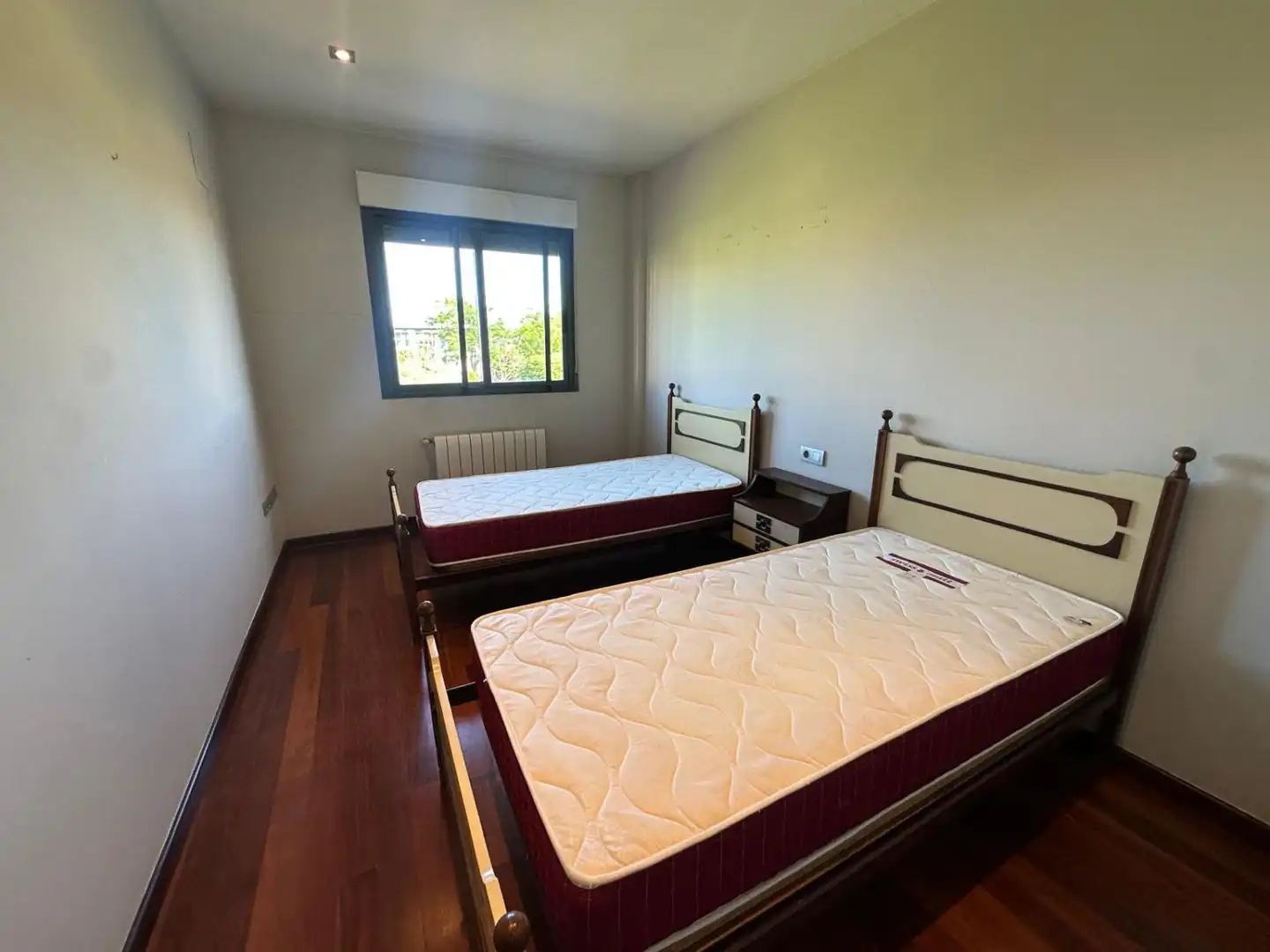 Dormitori de Casa adosada en venda en Almazora / Almassora amb Aire condicionat, Calefacció i Parquet