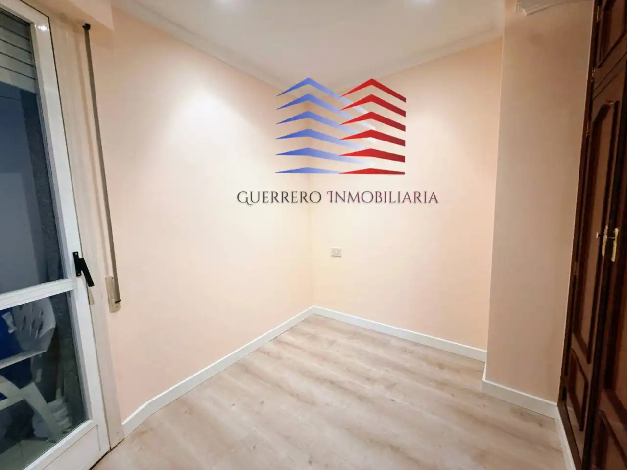 Flat for rent in Ourense Capital   with Heating, Terrace and Furnished