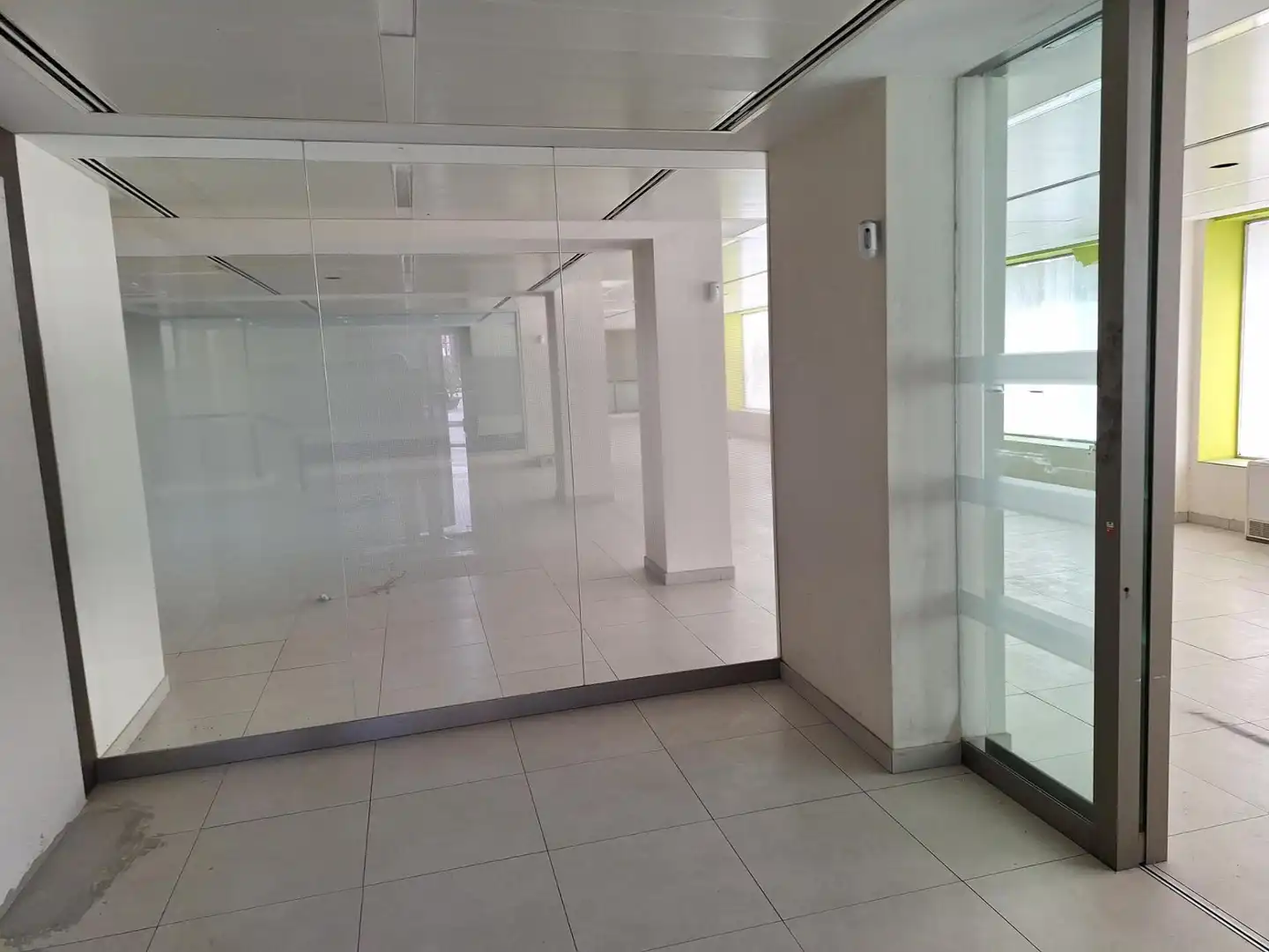 Local comercial de lloguer a Plaza de Cristóbal Colón 7, imagen 7