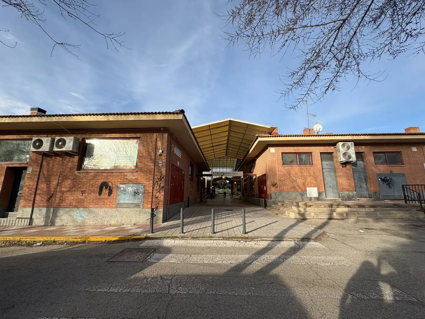 Vista exterior de Local en venta en Nuevo Baztán