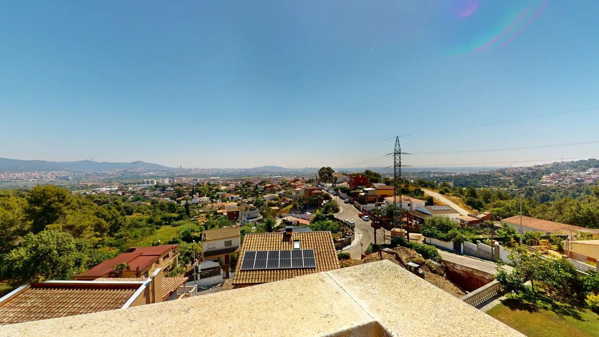 Vista exterior de Casa o xalet en venda en Sant Boi de Llobregat amb Aire condicionat, Calefacció i Jardí privat