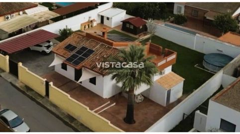 Foto 2 de Casa o chalet en venta en Urbanizacion Torreón, Mairena del Alcor, Sevilla