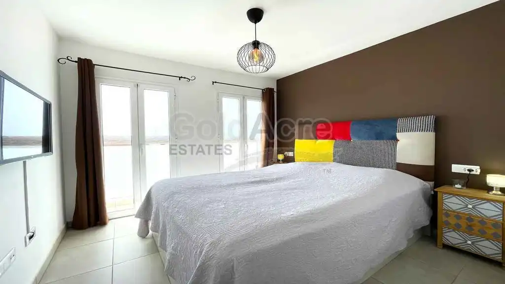 Bedroom of Apartments for sale in La Oliva