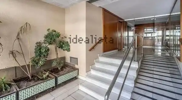 Pis en venda en Granada amb Calefacció i Moblat