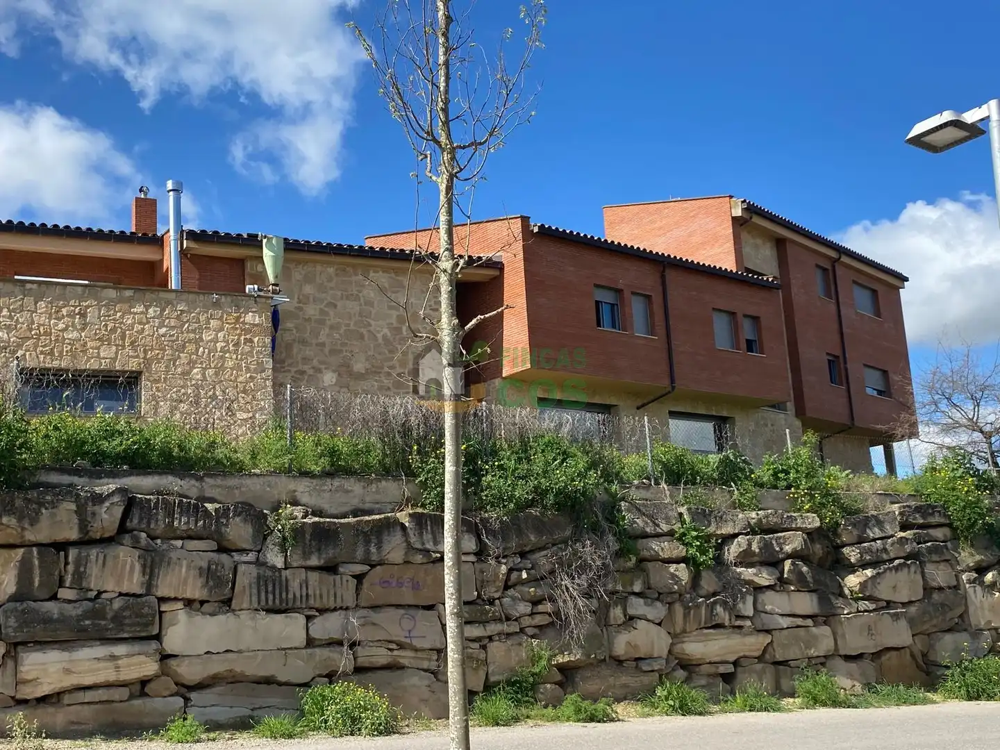 Vista exterior de Casa o xalet en venda en Les Borges Blanques amb Calefacció, Jardí privat i Terrassa