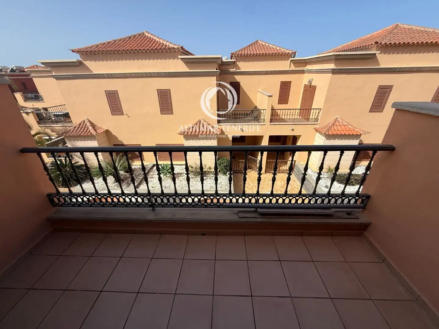 Terrassa de Casa adosada en venda en Adeje amb Terrassa, Traster i Piscina