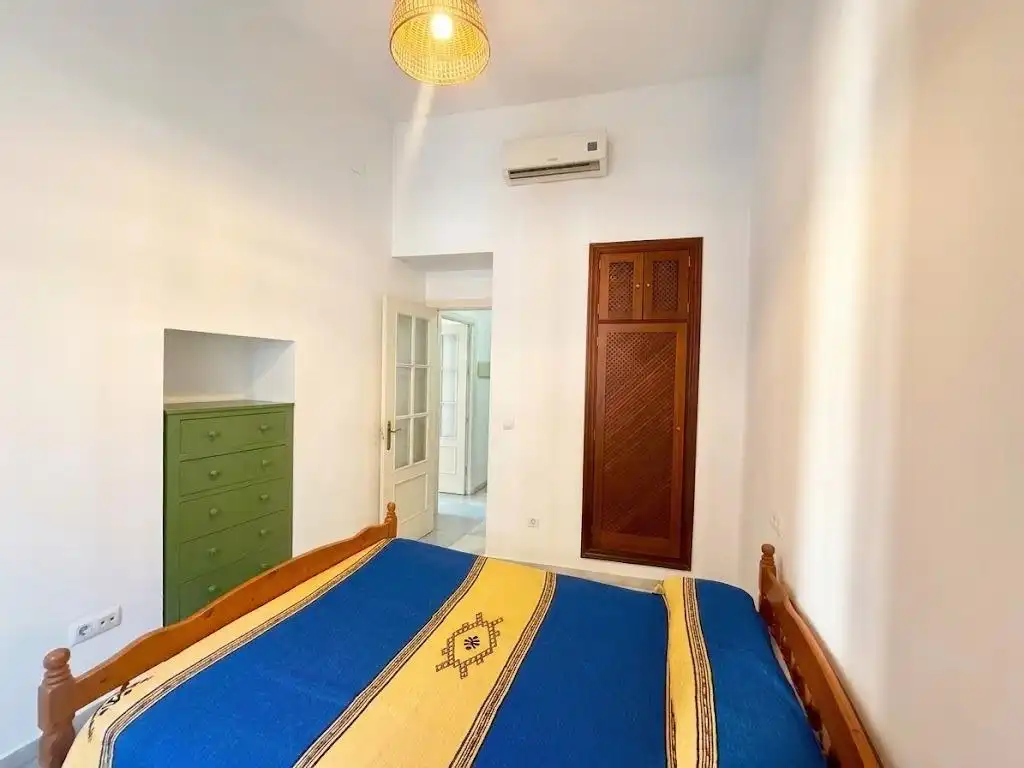 Habitación de Piso en venta en Sevilla con Aire acondicionado y Calefacción