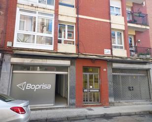 Vista exterior de Local en venda en Gijón  amb Terrassa