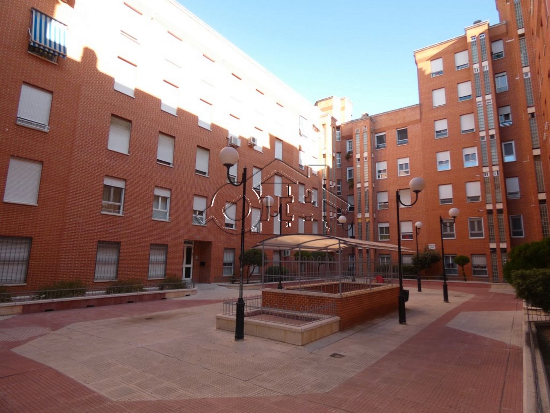 Exterior view of Flat for sale in Torrejón de Ardoz  with Air Conditioner, Heating and Parquet flooring
