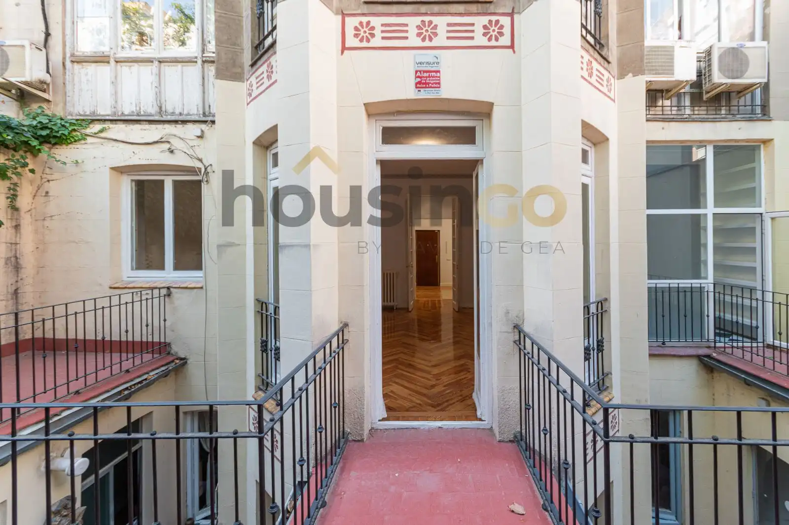 Flat for rent in Madrid  with Heating, Terrace and Oven