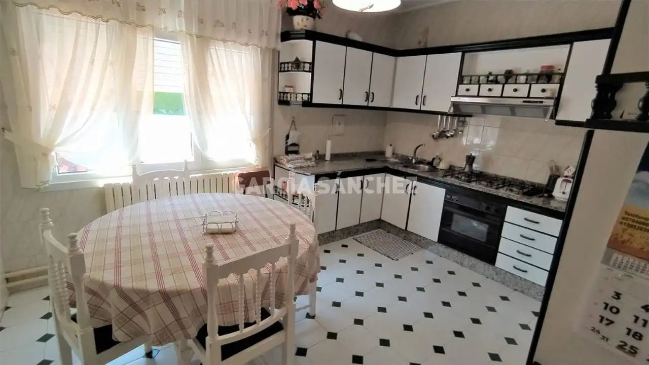 Casa amb terrassa en venda a Estrada de Boiro Noia 11, imagen 11