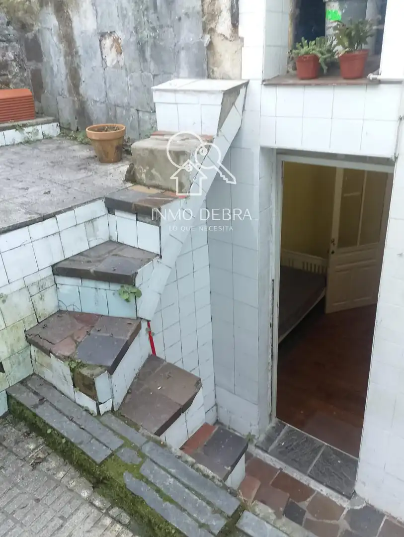 Vista exterior de Edificio en venta en Cudillero