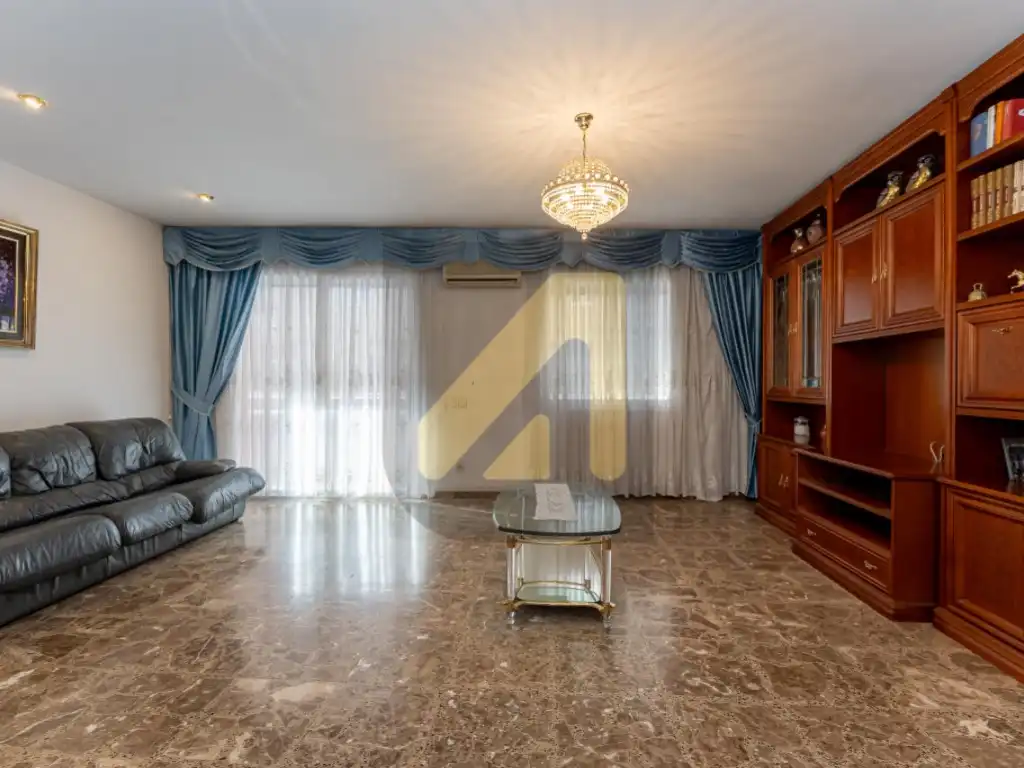 Apartamento en venta en L'Hospitalet de Llobregat