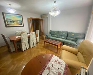 Living room of Flat to rent in  Madrid Capital  with Air Conditioner, Heating and Terrace