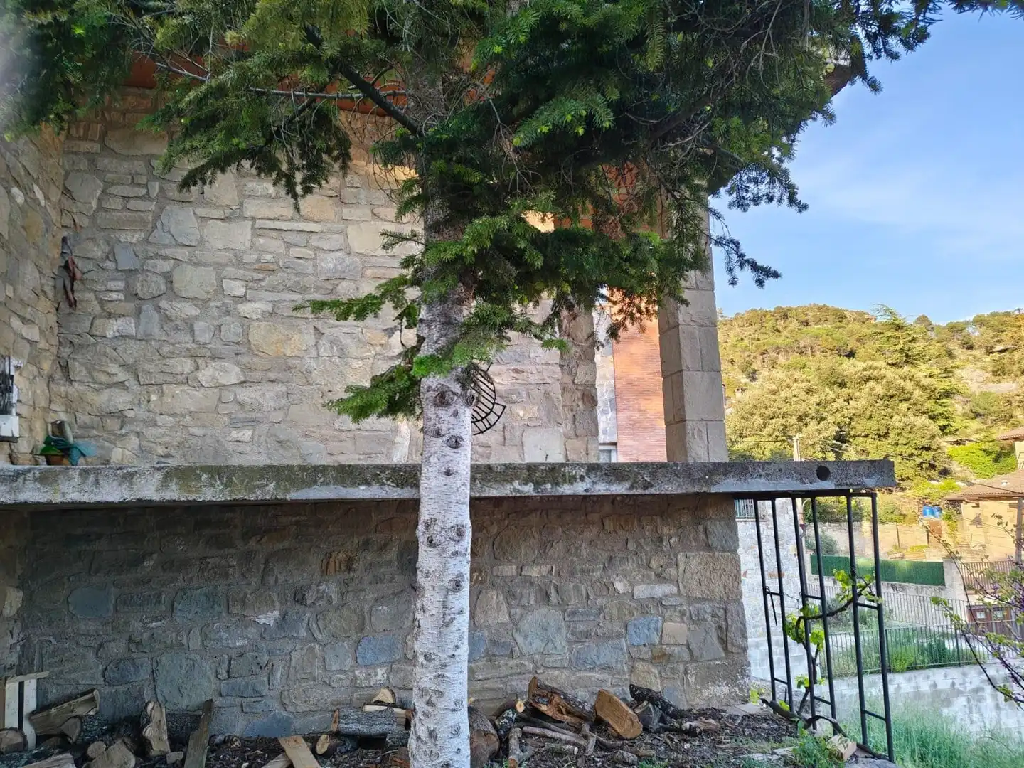 Außenansicht von Haus oder Chalet zum Verkauf in Monistrol de Calders mit Heizung, Privatgarten und Terrasse