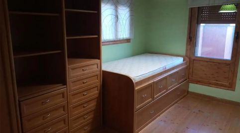 Foto 4 de Casa adosada en venta en Calle Burtina, 1, Almudévar, Huesca