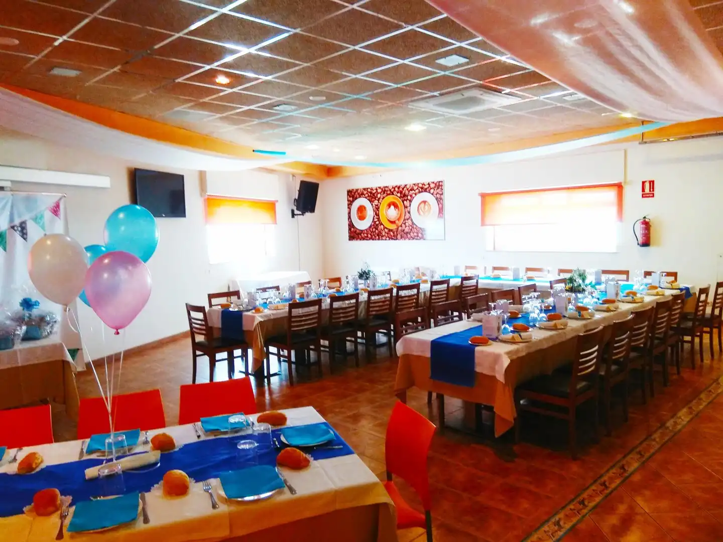 Local en venta en Cartagena con Aire acondicionado y Amueblado